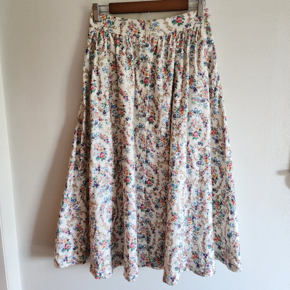 Vintage Cotton Floral Bows Cotton Button Front Cottage Garden Girl Full Skirt